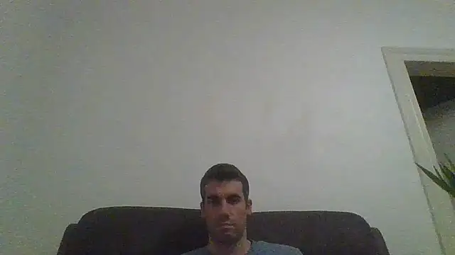 Snapshot of JulioIsHere4you chatting on November 2025 11:19:01 PM JulioIsHere4you online show from November 2025 11:19:01 PM