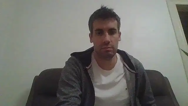 Snapshot of JulioIsHere4you chatting on November 2025 11:27:01 PM JulioIsHere4you online show from November 2025 11:27:01 PM