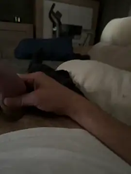 ruberofre online show from September 2025 02:01:01 PM