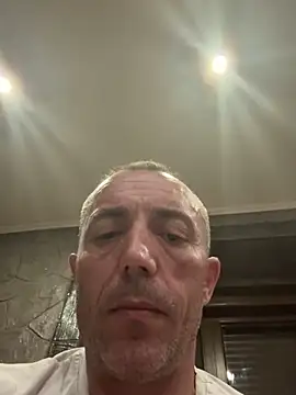 ruberofre online show from October 2025 11:57:02 PM