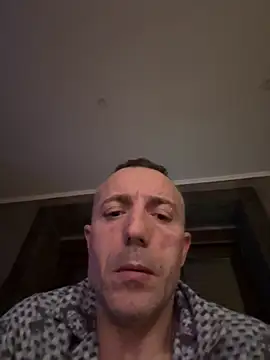 ruberofre online show from December 2025 02:24:01 AM