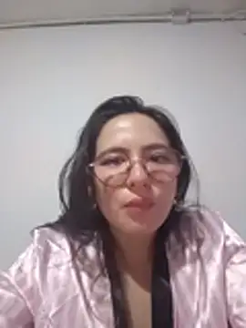 Bella Sumers online show from May 2026 07:23:01 PM