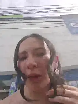 Bella Sumers online show from May 2026 07:50:01 PM