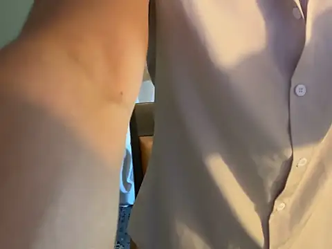 RiverTM online show from October 2025 09:16:01 PM