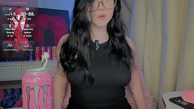 hornyprincess19 online show from February 2026 09:20:01 AM