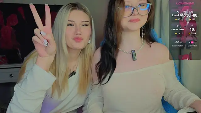 hornyprincess19 online show from November 2025 01:05:02 PM