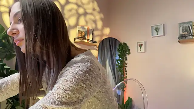 CamilToe online show from September 2025 12:12:01 PM