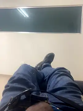 Chico031289 online show from November 2025 09:18:02 PM