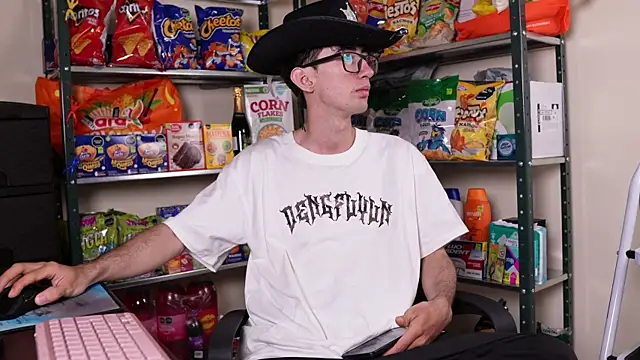 JoyBoy2003j online show from September 2025 11:58:01 PM