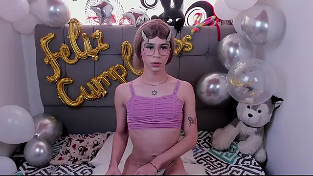 zoe bunny01 online show from October 2025 08:56:01 PM