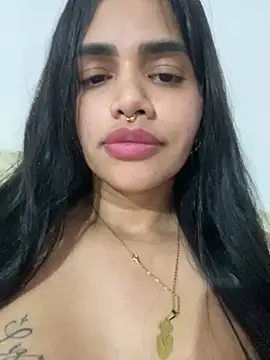 Snapshot of danilyns chatting on September 2025 08:38:01 PM danilyns online show from September 2025 08:38:01 PM