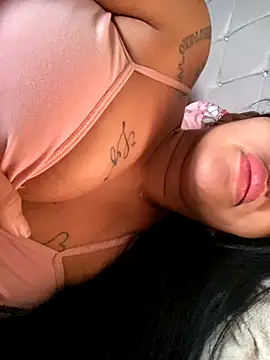 Snapshot of danilyns chatting on November 2025 08:09:02 PM danilyns online show from November 2025 08:09:02 PM