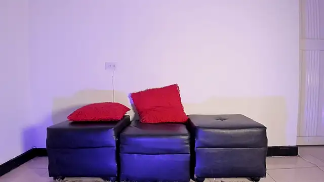 Dark chanel online show from November 2025 04:22:01 AM