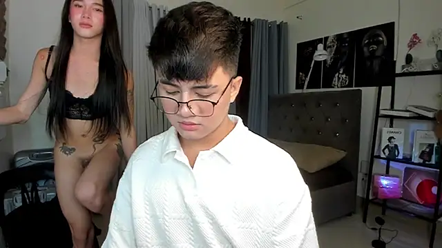 Snapshot of KentAivan chatting on September 2025 09:26:01 PM KentAivan online show from September 2025 09:26:01 PM