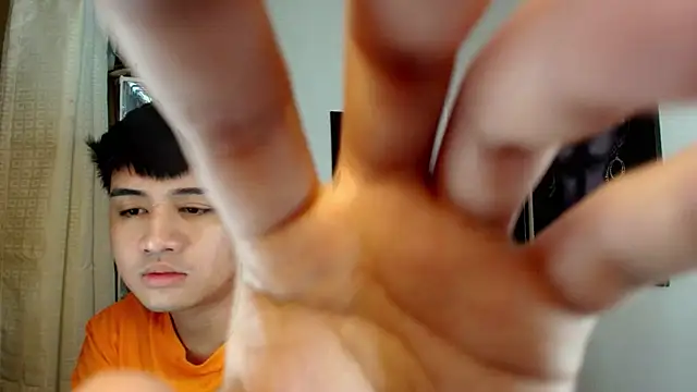 Snapshot of KentAivan chatting on October 2025 06:05:01 PM KentAivan online show from October 2025 06:05:01 PM