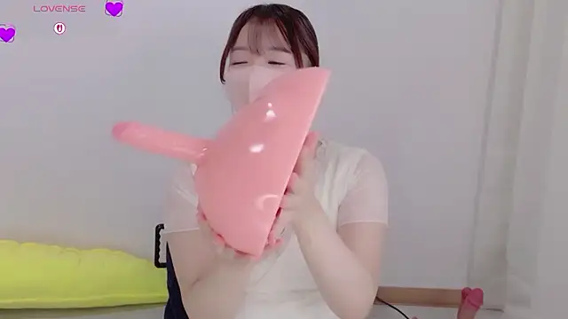 Snapshot of Mayu_o19o chatting on July 2026 02:20:02 AM Mayu o19o online show from July 2026 02:20:02 AM