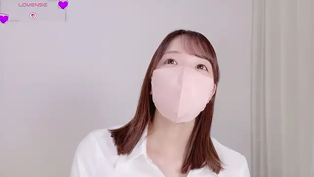 Snapshot of Mayu_o19o chatting on June 2026 10:10:02 AM Mayu o19o online show from June 2026 10:10:02 AM
