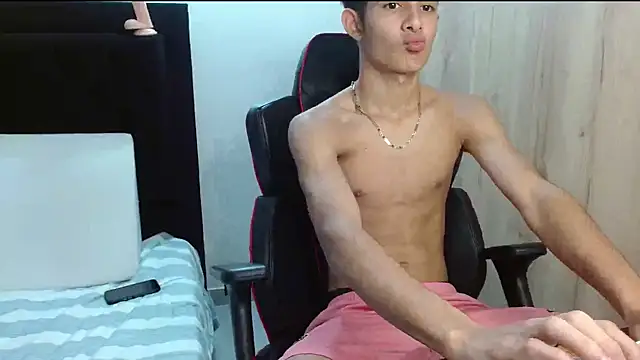 Noah-Garcia online show from September 2025 08:58:01 PM