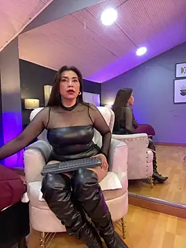 Samantha Milf   online show from November 2025 08:56:01 PM