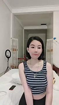 JunCii online show from February 2026 12:49:01 PM