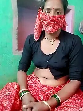 CUTE-004 online show from November 2025 06:29:02 AM