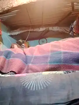 CUTE-004 online show from February 2026 05:44:01 PM