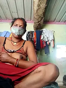 CUTE-004 online show from February 2026 07:27:01 AM