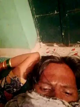 CUTE-004 online show from October 2025 06:31:01 PM