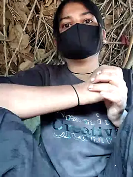 Janvi Jaitly online show from November 2025 02:15:02 AM