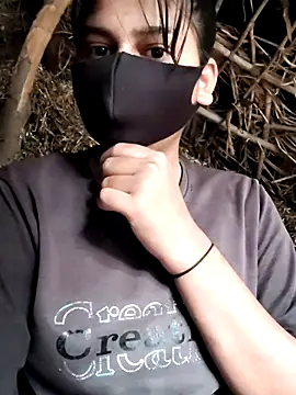 Janvi Jaitly online show from December 2025 02:01:02 AM