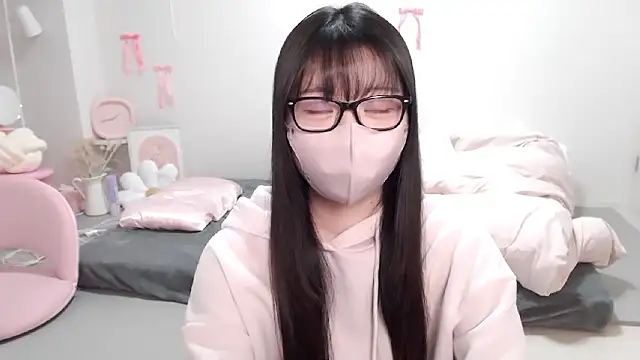 moka-neko online show from March 2026 01:18:02 PM