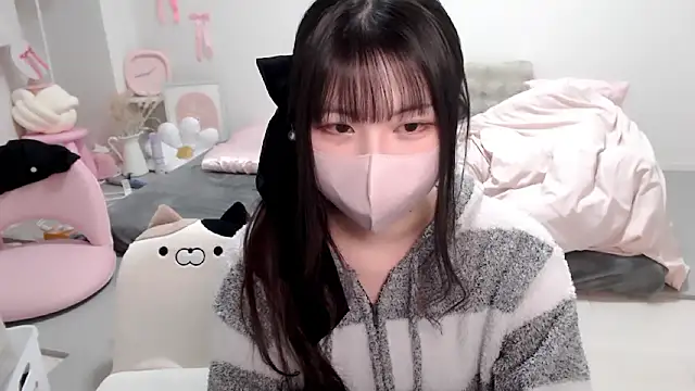 moka-neko online show from April 2026 02:09:02 PM