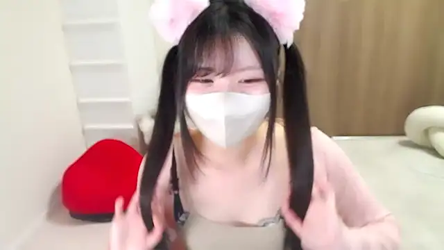 moka-neko online show from October 2025 11:34:02 AM