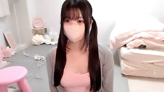 moka-neko online show from September 2025 11:49:01 AM