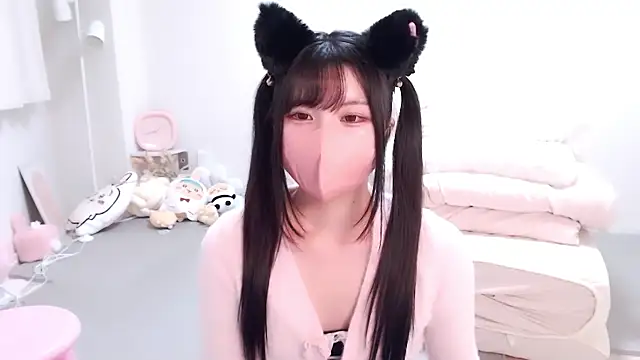 moka-neko online show from September 2025 12:00:01 PM