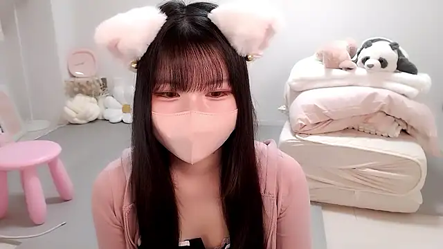 moka-neko online show from September 2025 12:12:02 PM