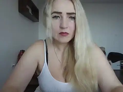 LanaFoxx online show from March 2026 07:41:01 AM