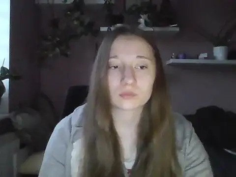 LindaPretty online show from October 2025 03:15:01 PM