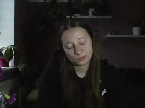 LindaPretty online show from September 2025 06:19:01 AM