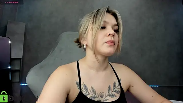 Jerry-Hall online show from October 2025 06:14:01 AM