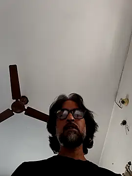 Snapshot of malhotra21 chatting on October 2025 11:01:01 AM malhotra21 online show from October 2025 11:01:01 AM