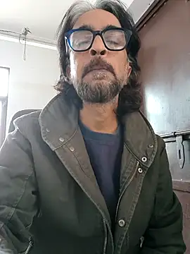 Snapshot of malhotra21 chatting on December 2025 10:39:01 AM malhotra21 online show from December 2025 10:39:01 AM