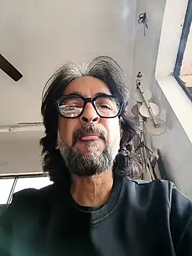 Snapshot of malhotra21 chatting on November 2025 09:30:01 AM malhotra21 online show from November 2025 09:30:01 AM