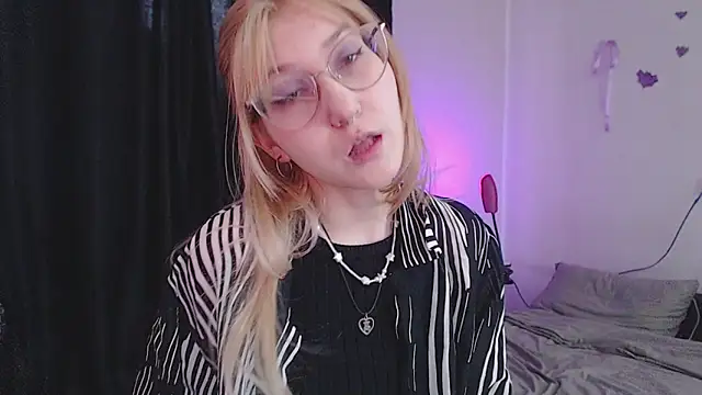 ohmycheryl online show from February 2026 06:44:01 AM