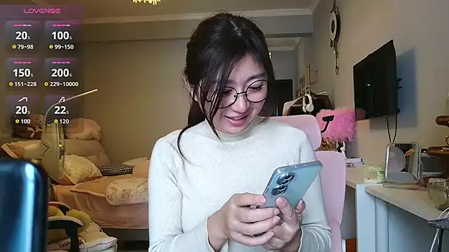 Diva VVN online show from November 2025 12:28:02 AM