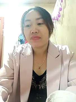 Snapshot of siki-00 chatting on October 2025 09:22:01 AM siki-00 online show from October 2025 09:22:01 AM