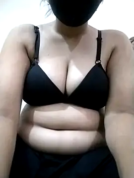 Snapshot of tasha_noor chatting on September 2025 06:04:02 PM tasha noor online show from September 2025 06:04:02 PM