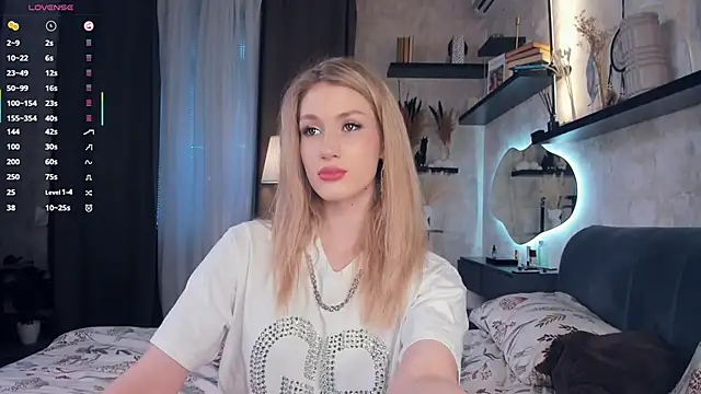 Snapshot of FrancisBivona chatting on November 2025 07:13:01 AM FrancisBivona online show from November 2025 07:13:01 AM