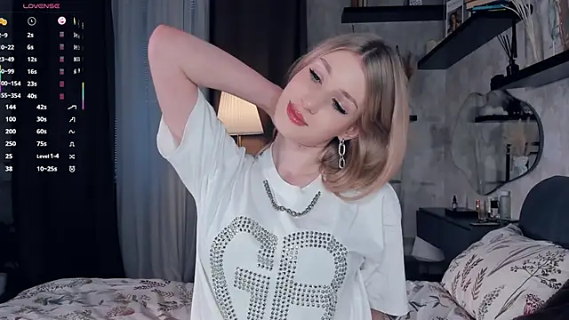 Snapshot of FrancisBivona chatting on November 2025 11:03:01 AM FrancisBivona online show from November 2025 11:03:01 AM