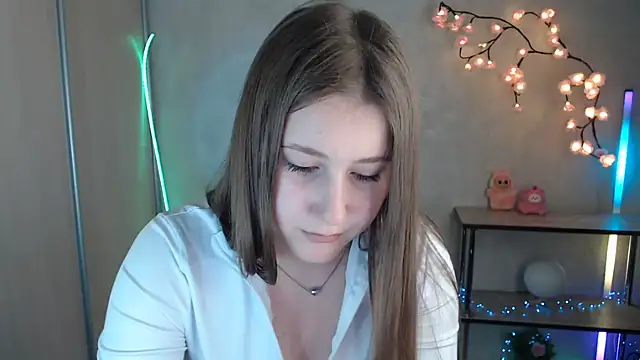 Milka kamila online show from May 2026 12:36:01 PM